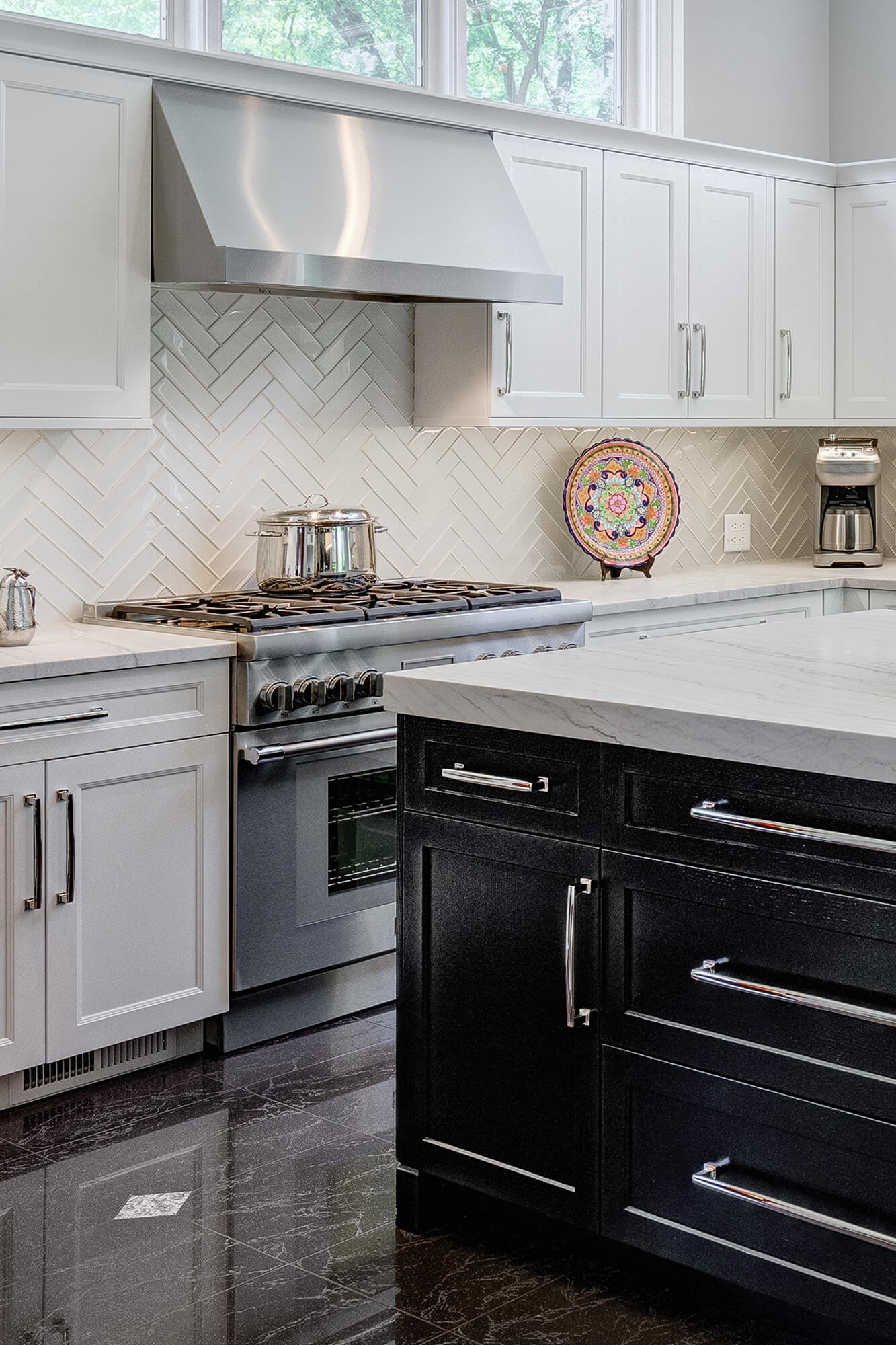 black and white painted kitchen cabinets