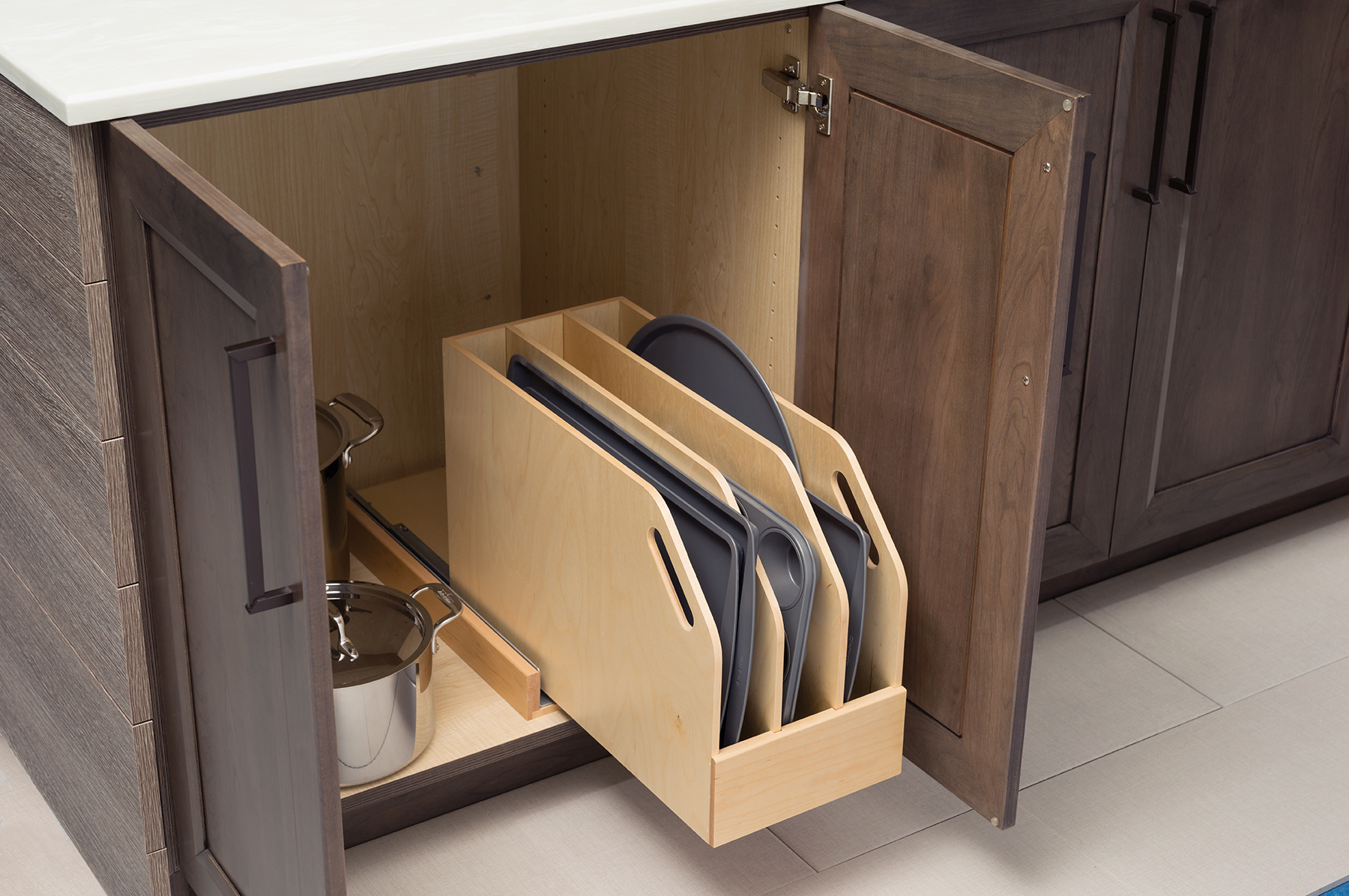 Tray Divider Pull-Out - Dura Supreme Cabinetry