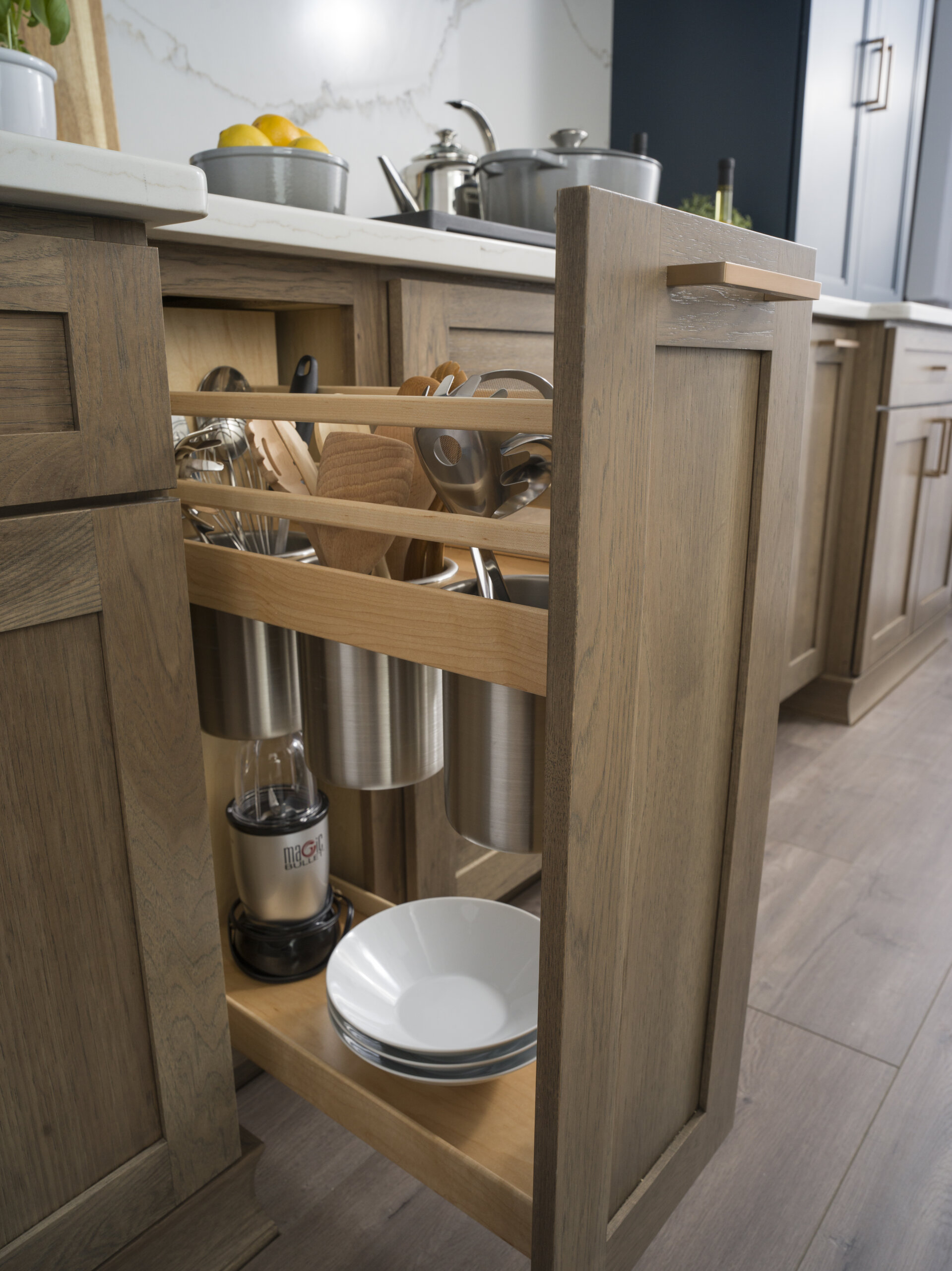 Base Tray Cabinet - Dura Supreme Cabinetry