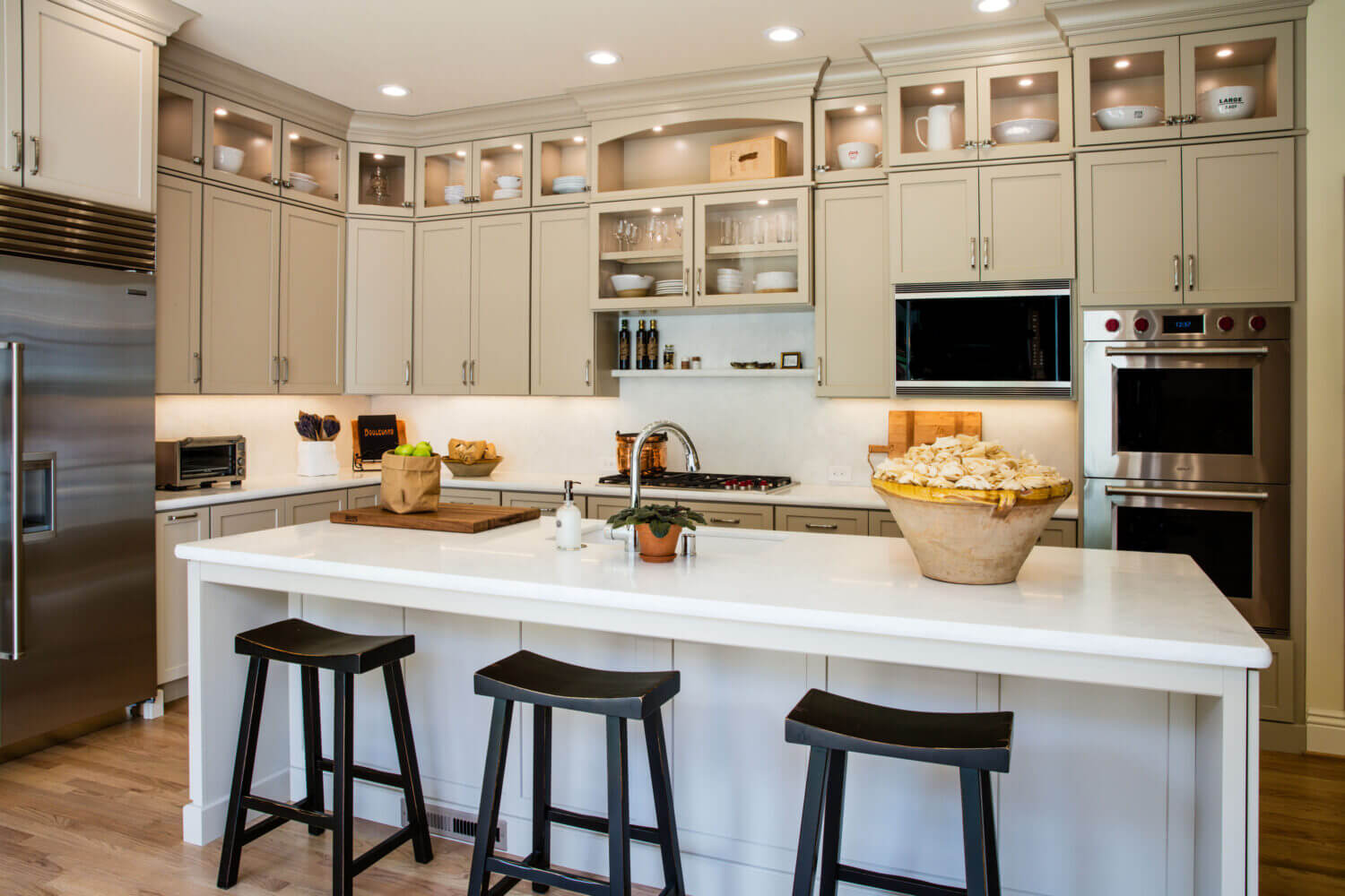 A Kitchen That's Loving Lots of Warm Colors - Dura Supreme Cabinetry