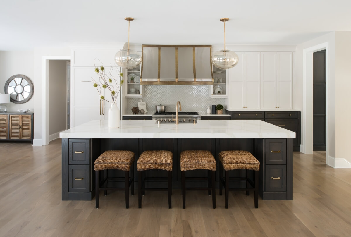 Creating A Focal Point in the Kitchen - Dura Supreme Cabinetry