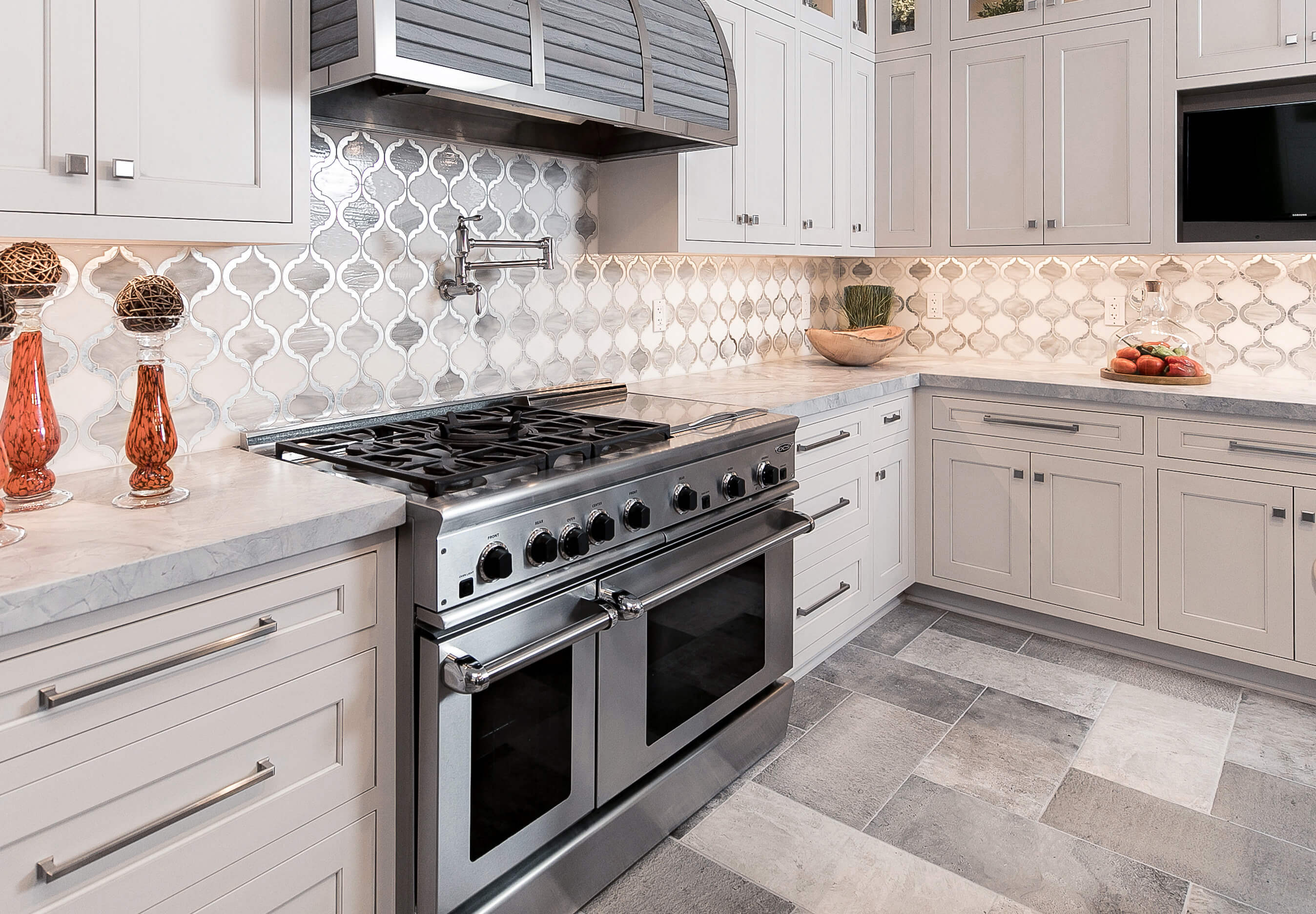 Gas or Electric Stove? The Real Difference for Your Kitchen Design - Fossil  Blu