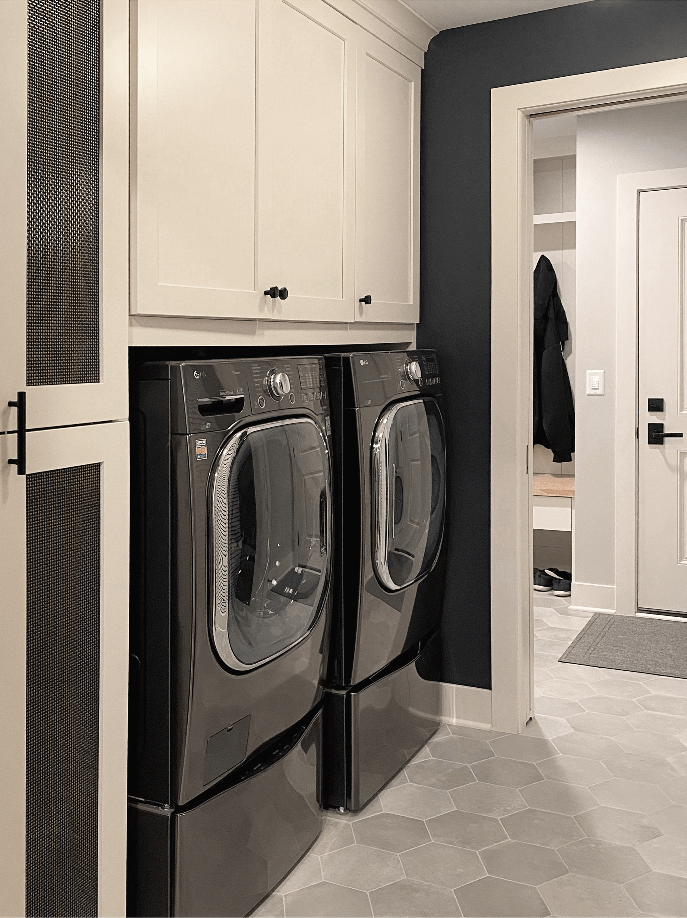 Design Guide: The Ultimate Laundry Room - CR
